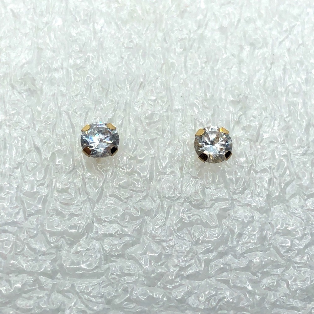 14k Cz Cubic Zirconia Solitaire Stud Earrings w Backs Approx 4mm